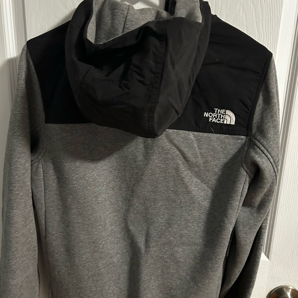 North Face men’s jacket